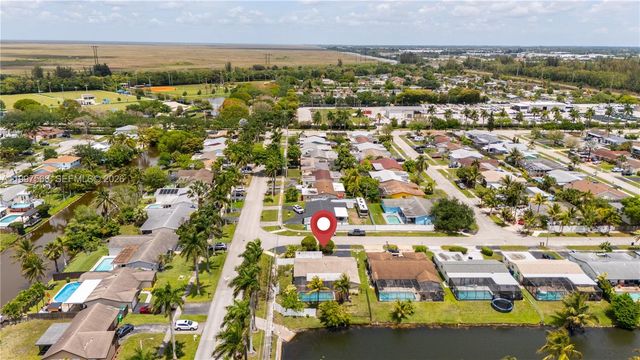 11500 NW 42nd St, Sunrise, FL 33323