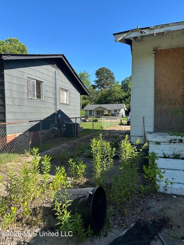 2716 Newport Street, Jackson, MS 39213
