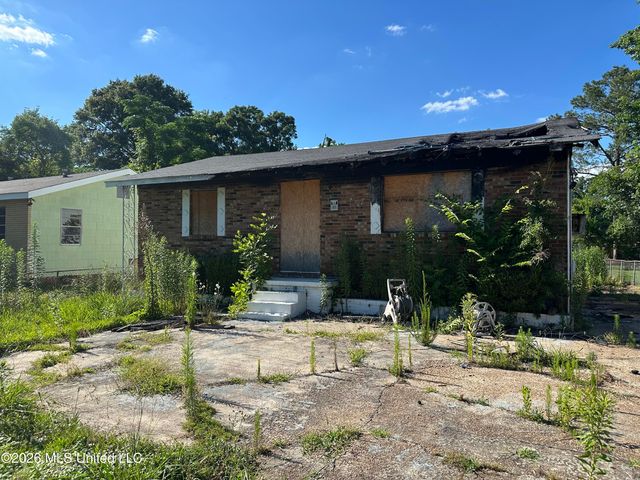 2716 Newport Street, Jackson, MS 39213