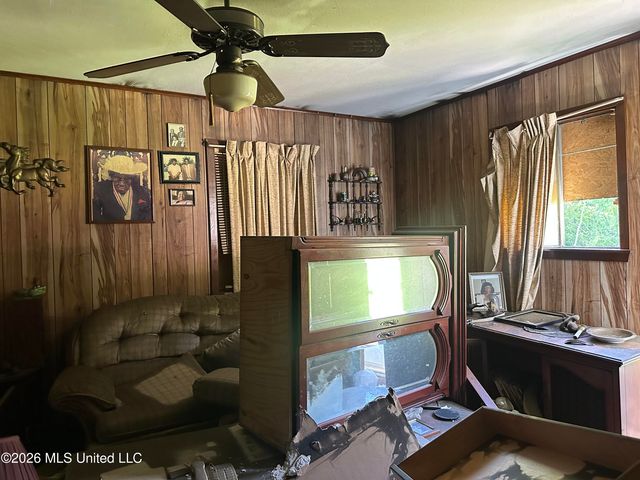 2716 Newport Street, Jackson, MS 39213