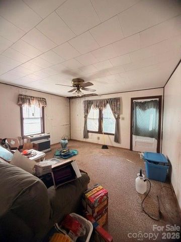 1081 Ashworth Road, Marion, NC 28752