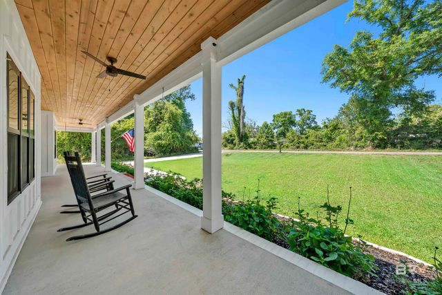 19058 James Road, Gulf Shores, AL 36542