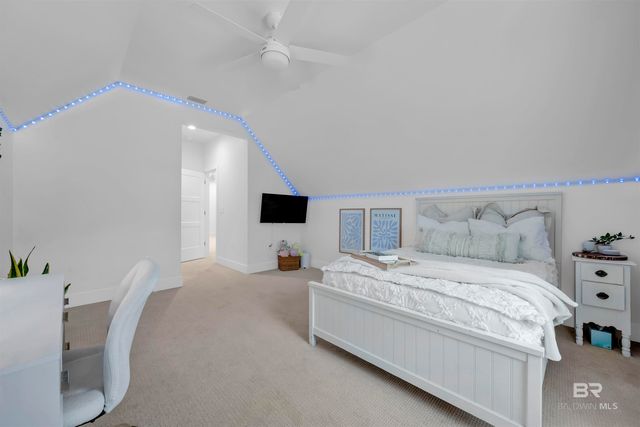 19058 James Road, Gulf Shores, AL 36542