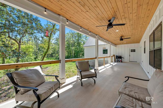 19058 James Road, Gulf Shores, AL 36542
