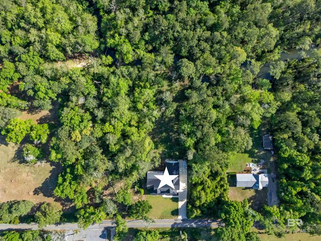 19058 James Road, Gulf Shores, AL 36542