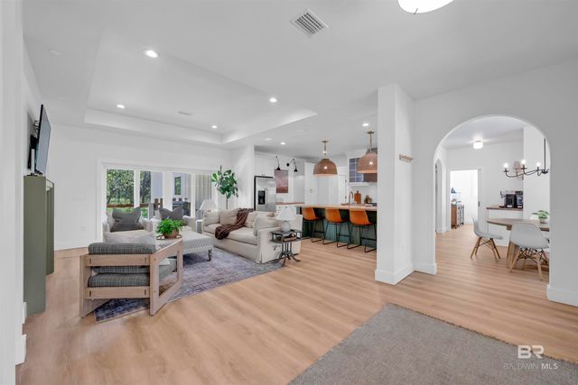 19058 James Road, Gulf Shores, AL 36542