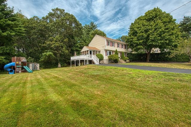 110 William Kelley Rd, Stoughton, MA 02072