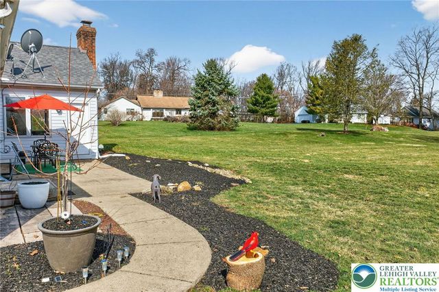 1701 Minesite Road, Lower Macungie Twp, PA 18103