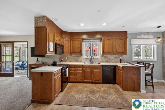 1701 Minesite Road, Lower Macungie Twp, PA 18103