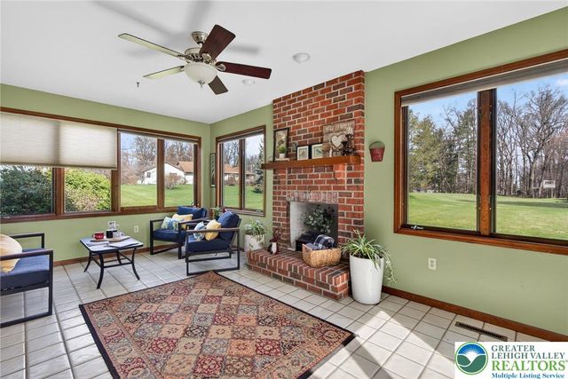 1701 Minesite Road, Lower Macungie Twp, PA 18103