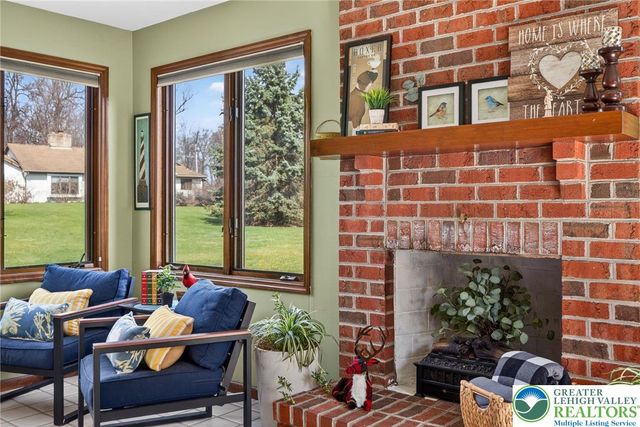 1701 Minesite Road, Lower Macungie Twp, PA 18103