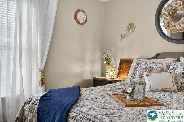 1701 Minesite Road, Lower Macungie Twp, PA 18103