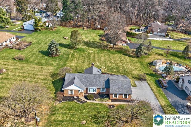 1701 Minesite Road, Lower Macungie Twp, PA 18103