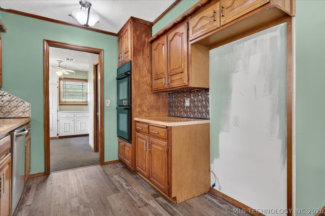 926 Sandstone Drive, Bartlesville, OK 74006