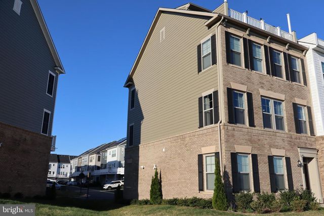 17193 BRANCHED OAK RD, Dumfries, VA 22026