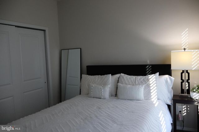 17193 BRANCHED OAK RD, Dumfries, VA 22026