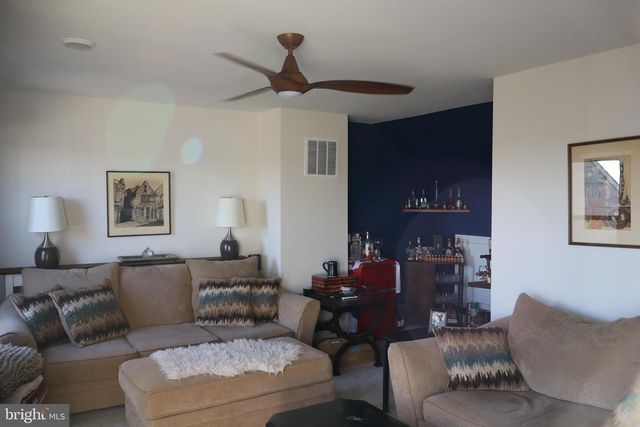 17193 BRANCHED OAK RD, Dumfries, VA 22026