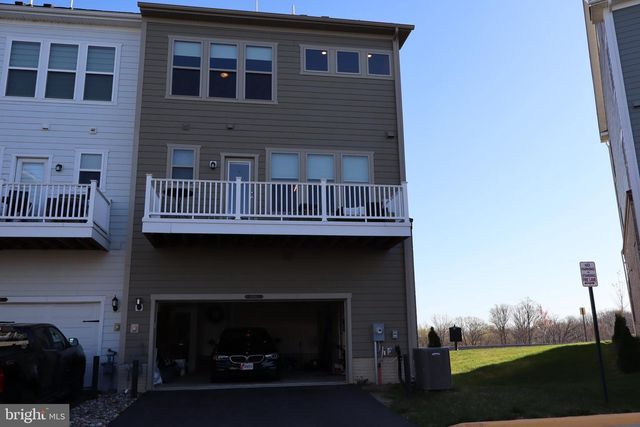 17193 BRANCHED OAK RD, Dumfries, VA 22026