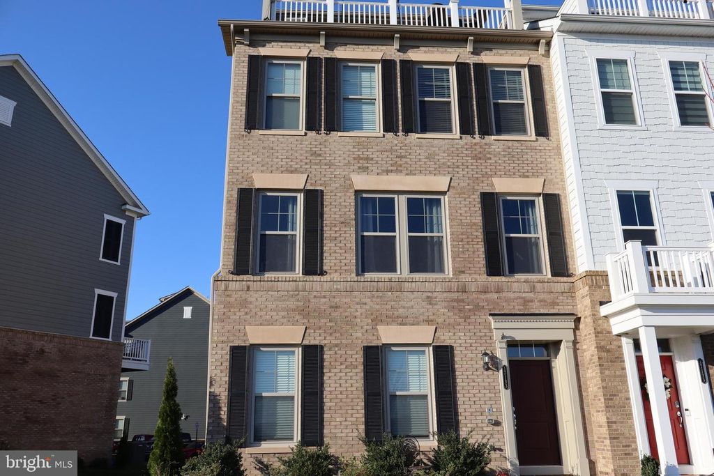 17193 BRANCHED OAK RD, Dumfries, VA 22026