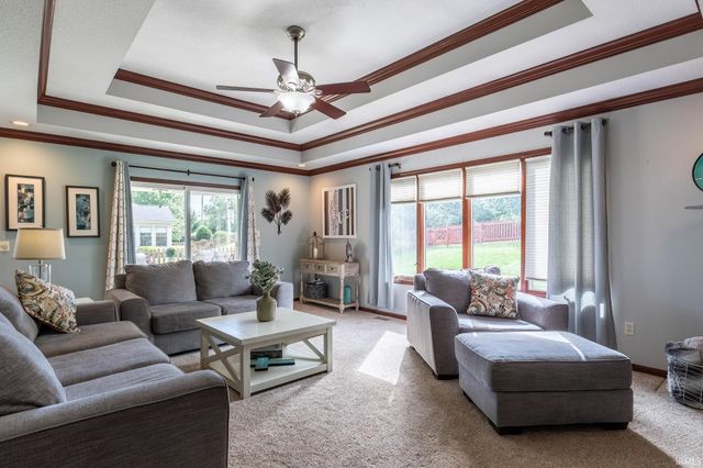 17505 Juniper Lane, Leo, IN 46765