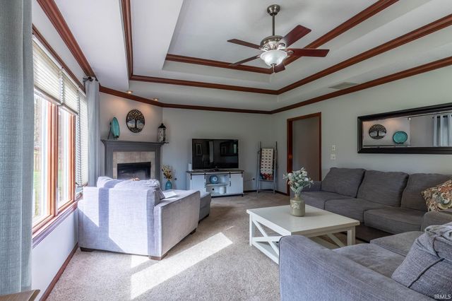 17505 Juniper Lane, Leo, IN 46765