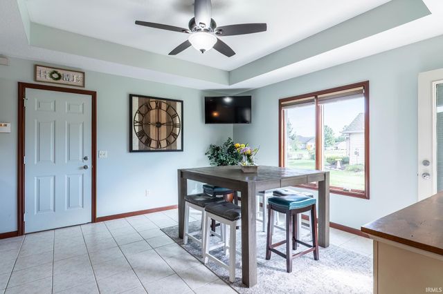 17505 Juniper Lane, Leo, IN 46765