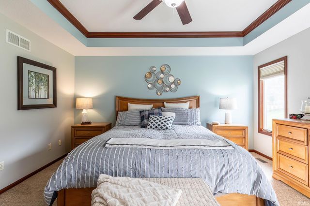 17505 Juniper Lane, Leo, IN 46765