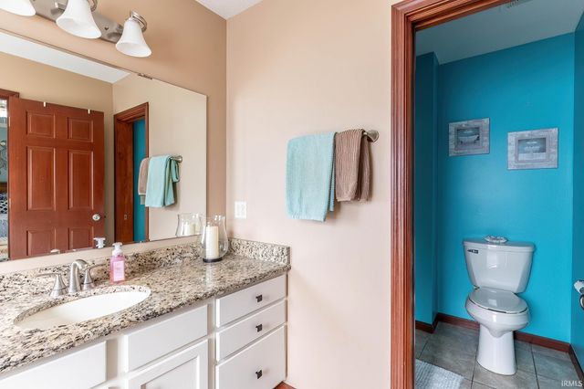 17505 Juniper Lane, Leo, IN 46765