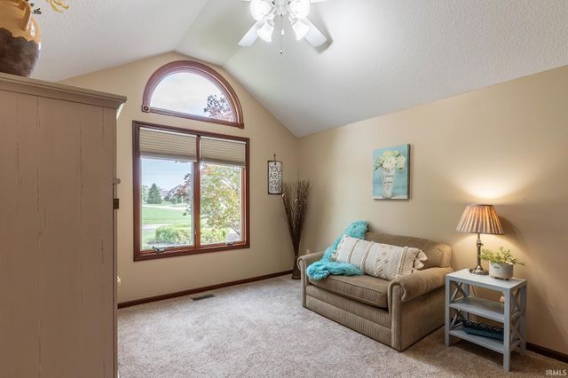 17505 Juniper Lane, Leo, IN 46765