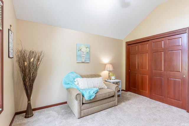 17505 Juniper Lane, Leo, IN 46765