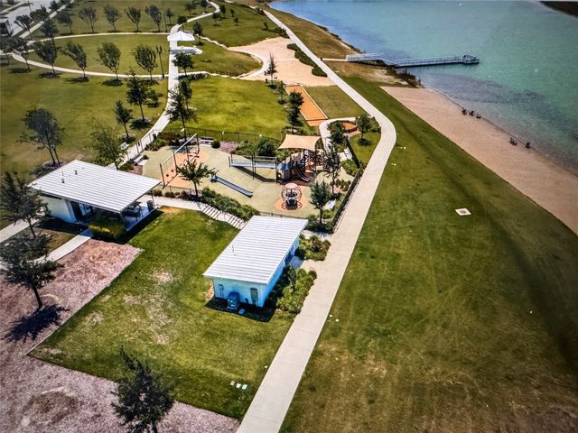 13616 Walsh Avenue, Fort Worth, TX 76008