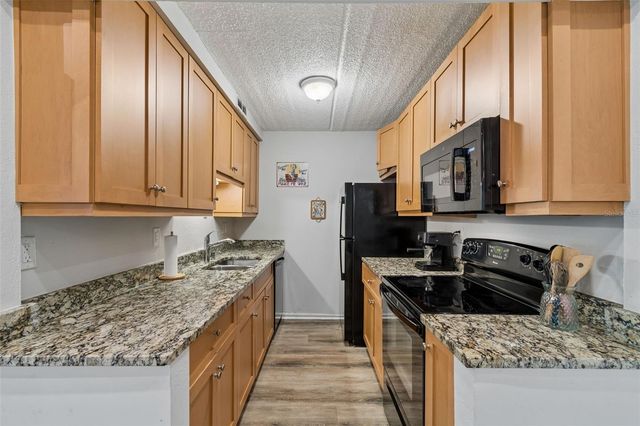 3325 BAYSHORE BOULEVARD D14, Tampa, FL 33629