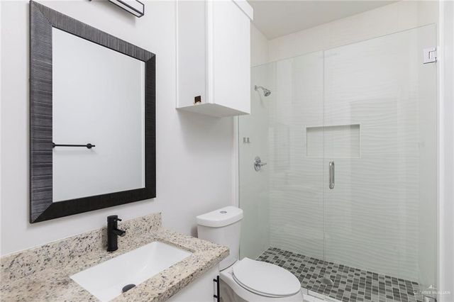 1006 Sugar Garden Drive, Pharr, TX 78577