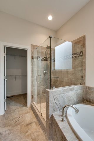 705 Harpeth Knoll Ct, Nashville, TN 37221