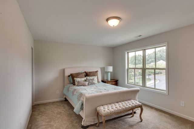 705 Harpeth Knoll Ct, Nashville, TN 37221