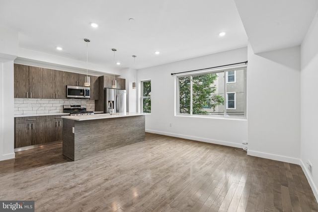 1945 N 7TH ST, Philadelphia, PA 19122