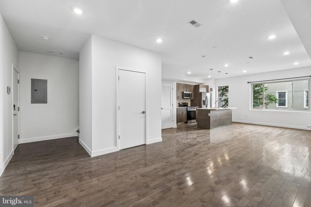 1945 N 7TH ST, Philadelphia, PA 19122