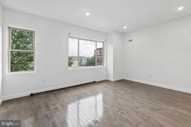 1945 N 7TH ST, Philadelphia, PA 19122