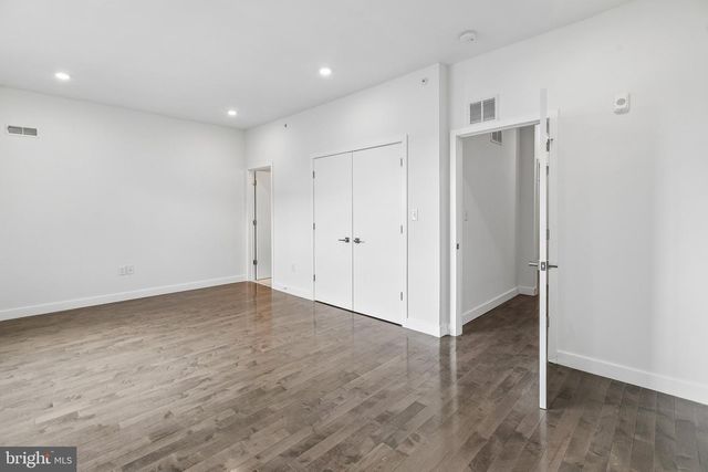 1945 N 7TH ST, Philadelphia, PA 19122