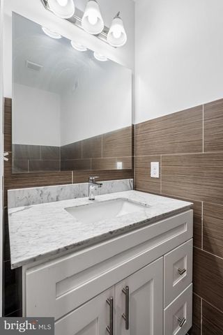 1945 N 7TH ST, Philadelphia, PA 19122