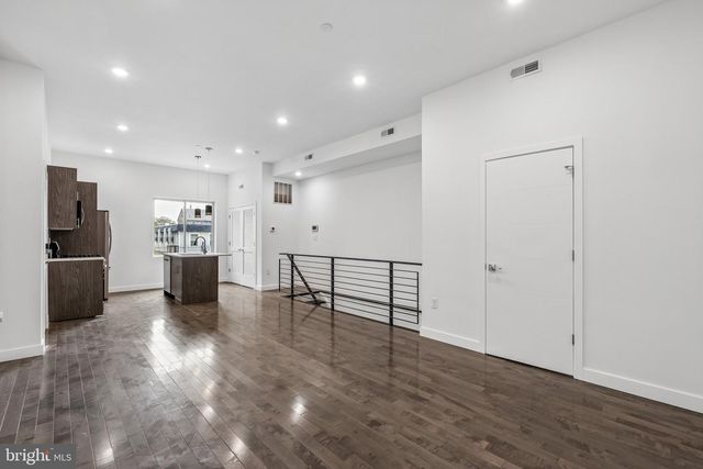 1945 N 7TH ST, Philadelphia, PA 19122