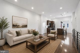 1945 N 7TH ST, Philadelphia, PA 19122