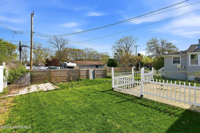 1978 South Street, Toms River, NJ 08753