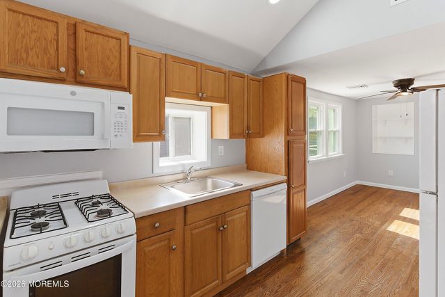 1978 South Street, Toms River, NJ 08753