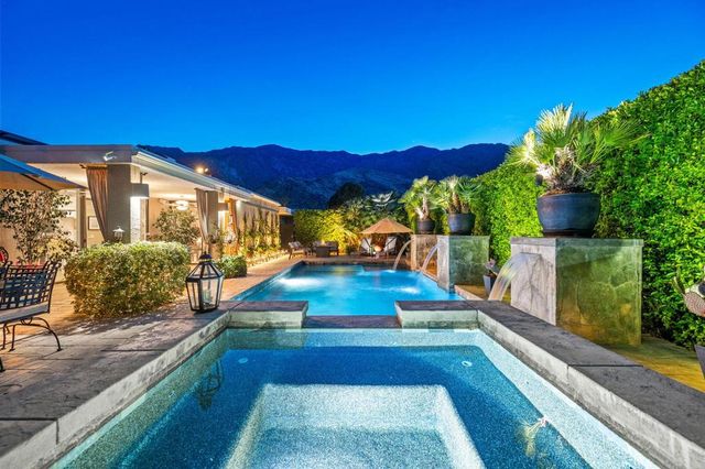 2612 Canyon South Drive, Palm Springs, CA 92264