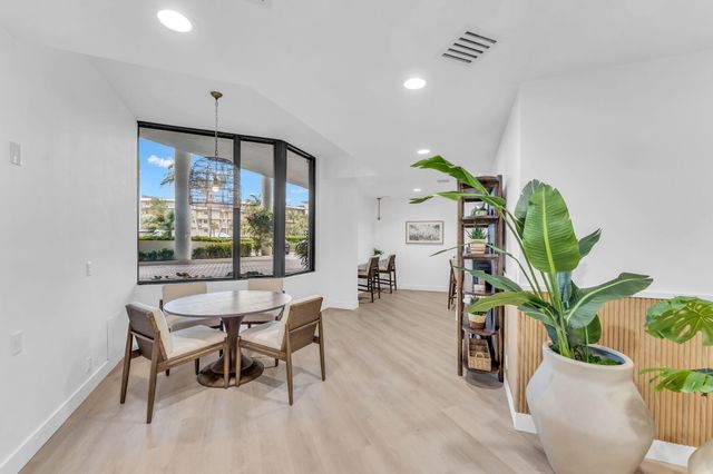 3610 S Ocean Boulevard 101, South Palm Beach, FL 33480