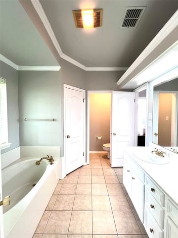 311 S Parkridge Drive, Benton, LA 71006