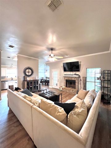 311 S Parkridge Drive, Benton, LA 71006