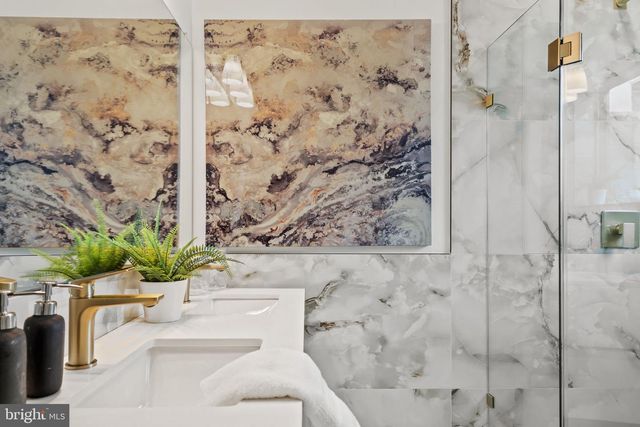 2209 MONTROSE ST, Philadelphia, PA 19146