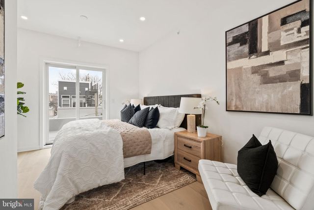 2209 MONTROSE ST, Philadelphia, PA 19146